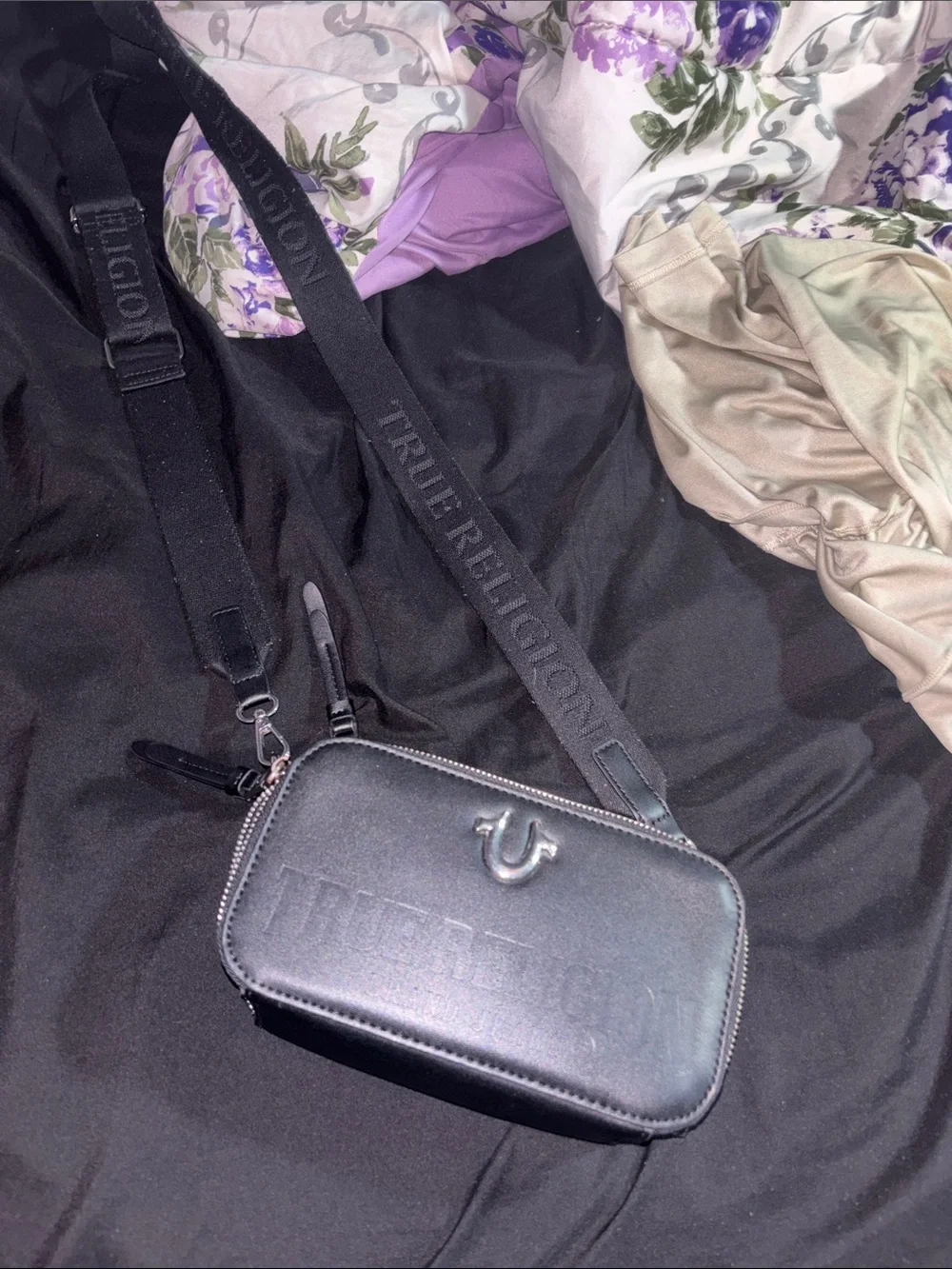 True religion purse